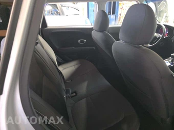 2014 Kia Soul – miniatura 16