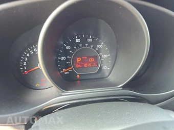 2014 Kia Soul ! – miniatura 12