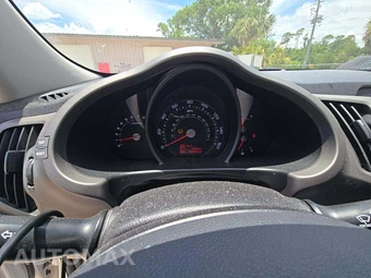 2014 Kia Sportage LX – miniatura 9