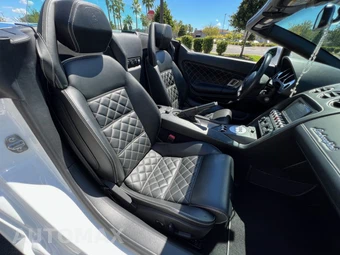 2014 Lamborghini Gallardo LP 550-2 Convertible - miniatura 47