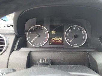 2014 Land Rover LR4 – miniatura 12