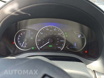 2014 Lexus CT 200h – miniatura 9