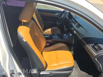 2014 Lexus CT 200h – miniatura 18
