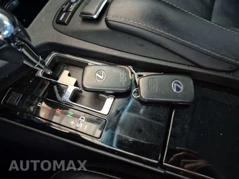 2014 Lexus ES 300h - miniatura 14