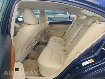 2014 Lexus ES 300h – miniatura 13