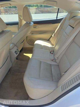 2014 Lexus ES 300h – miniatura 13