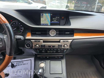 2014 Lexus ES 300h – miniatura 10