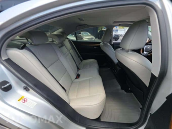 2014 Lexus ES 300h – miniatura 16