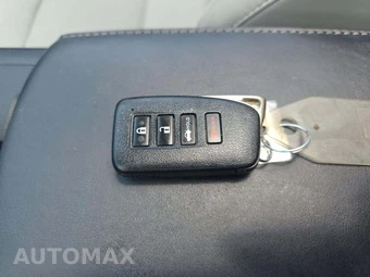 2014 Lexus ES 300h – miniatura 8