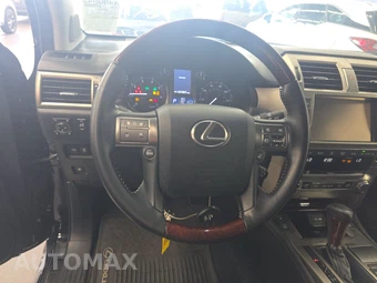 2014 Lexus GX 460 - miniatura 10
