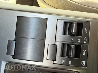 2014 Lexus GX 460 - miniatura 32
