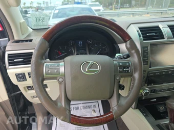 2014 Lexus GX 460 - miniatura 10