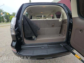 2014 Lexus GX 460 - miniatura 12