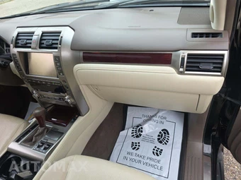 2014 Lexus GX 460 - miniatura 17