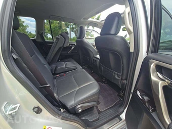 2014 Lexus GX 460 – miniatura 16