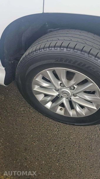 2014 Lexus GX 460 – miniatura 21
