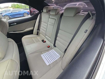 2014 Lexus IS 250 Sedan - miniatura 13