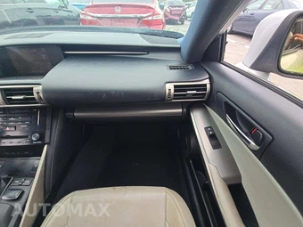 2014 Lexus IS 250 Sedan - miniatura 19