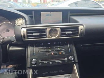 2014 Lexus IS 350 Sedan – miniatura 10