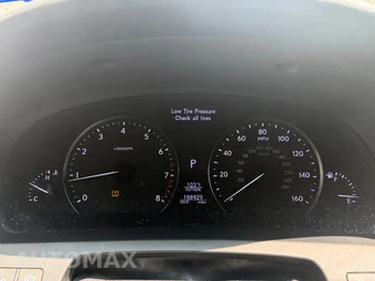 2014 Lexus LS 460 - miniatura 18