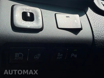 2014 Lexus LS 460 - miniatura 28