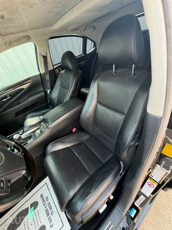 2014 Lexus LS 460 - miniatura 34
