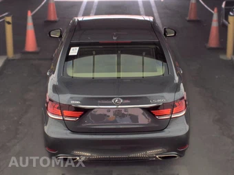 2014 Lexus LS 460 – miniatura 5