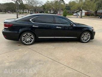 2014 Lexus LS 460L - miniatura 15