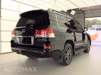 2014 Lexus LX 570 - miniatura 4