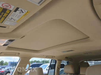 2014 Lexus LX 570 – miniatura 11