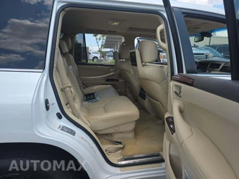 2014 Lexus LX 570 – miniatura 17