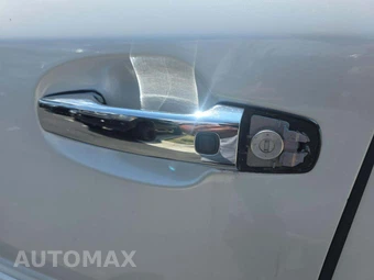 2014 Lexus LX 570 – miniatura 25