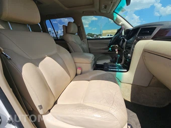 2014 Lexus LX 570 – miniatura 8