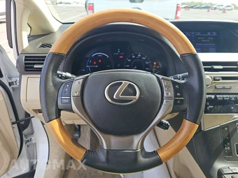 2014 Lexus RX 450h - miniatura 10
