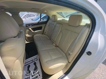 2014 Lincoln MKS – miniatura 13