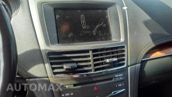 2014 Lincoln MKT w/Limo Pkg - miniatura 11
