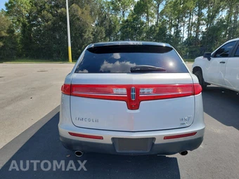 2014 Lincoln MKT w/Limo Pkg - miniatura 44