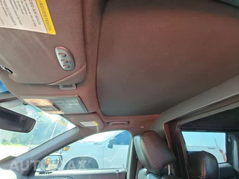 2014 Lincoln MKT w/Limo Pkg - miniatura 47