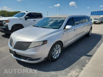 2014 Lincoln MKT w/Limo Pkg - miniatura 50