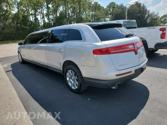 2014 Lincoln MKT w/Limo Pkg - miniatura 52