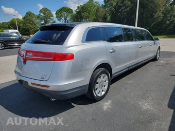 2014 Lincoln MKT w/Limo Pkg - miniatura 53