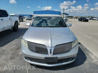 2014 Lincoln MKT w/Limo Pkg - miniatura 56
