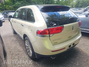 2014 Lincoln MKX – miniatura 2