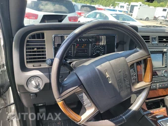 2014 Lincoln Navigator – miniatura 10