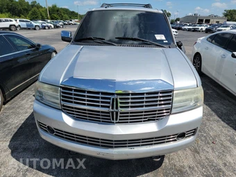 2014 Lincoln Navigator – miniatura 2