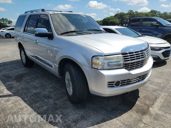 2014 Lincoln Navigator – miniatura 3