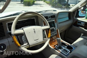 2014 Lincoln Navigator L - miniatura 21