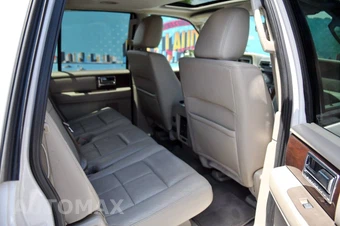 2014 Lincoln Navigator L - miniatura 43