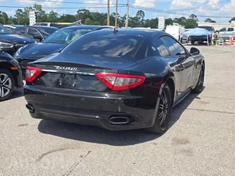 2014 Maserati GranTurismo Sport Coupe – miniatura 3