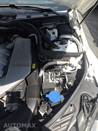 2014 Mercedes-Benz AMG C 63 Sedan - miniatura 27